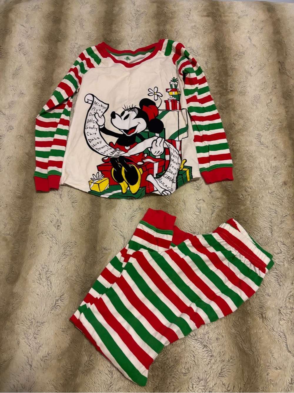 Women’s Disney XS Holiday Christmas Pajamas